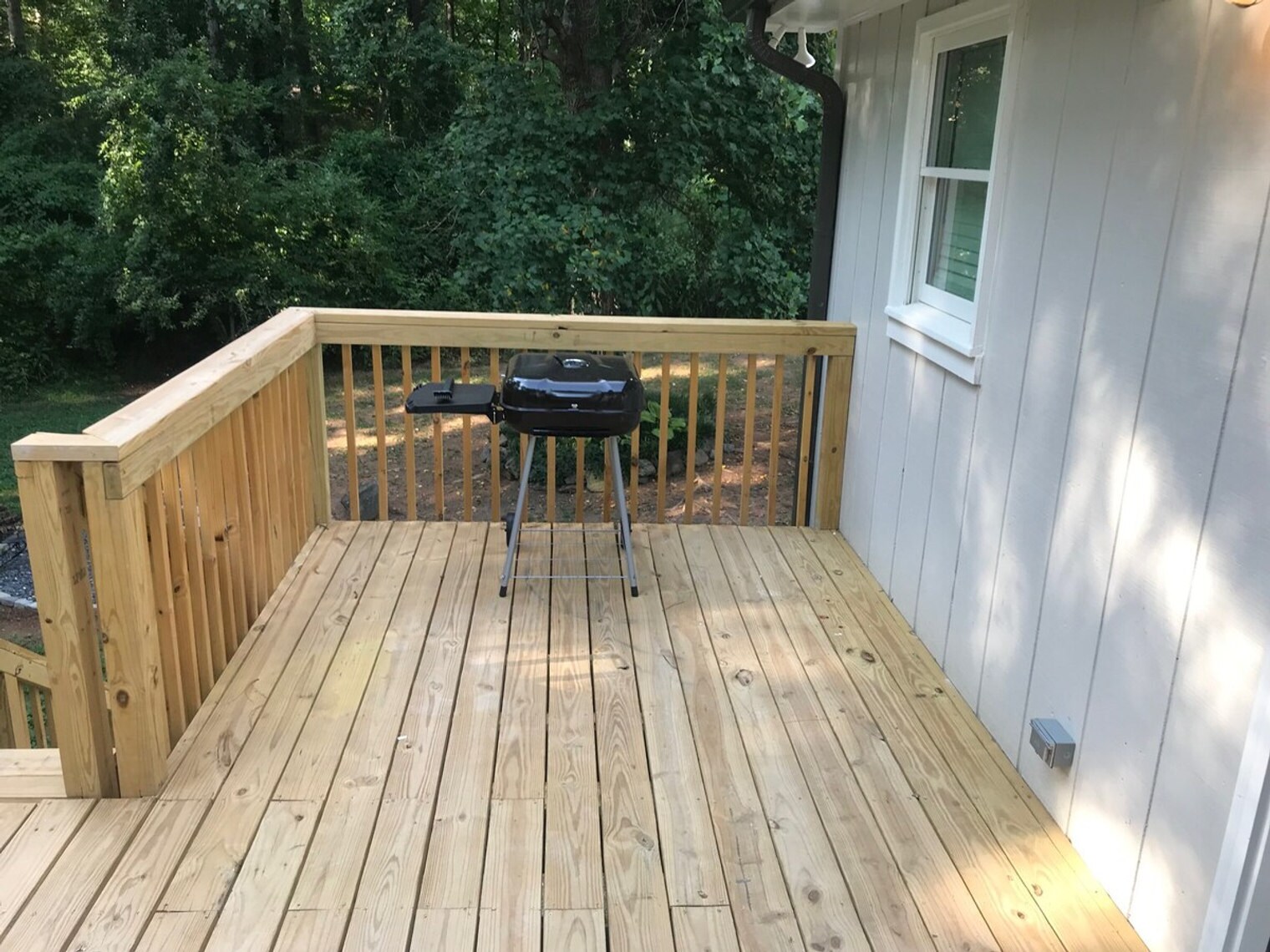 Building Photo - 305 Red Bird Way