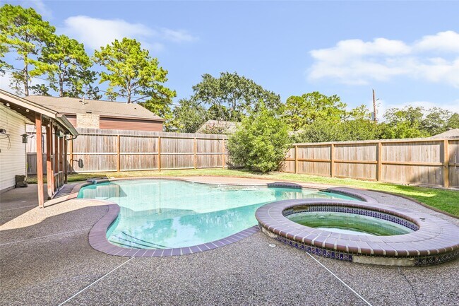 Building Photo - 16222 Rutley Cir