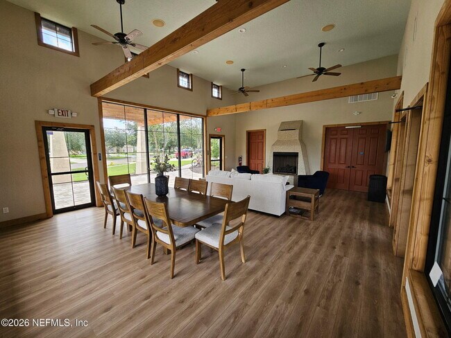 Building Photo - 11486 Tiburon Dr