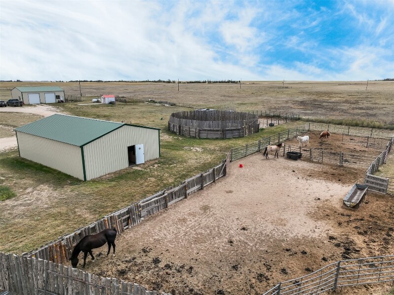 Building Photo - 6810 N Ramah Hwy
