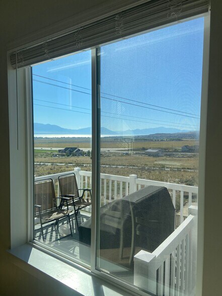 Building Photo - 1307 W Quailhill Rd