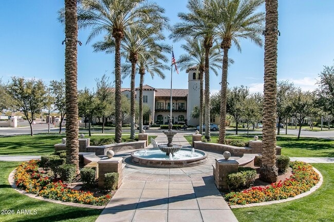 Building Photo - 2019 N Marketside Ave