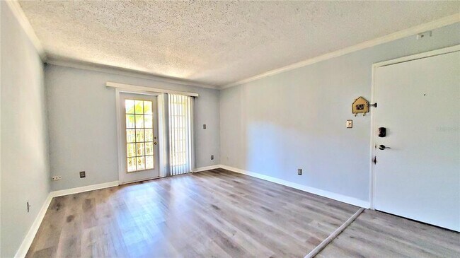 Building Photo - 345 Wymore Rd
