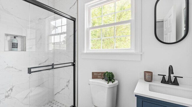 Building Photo - Fully Renovated 3BR House in Richmond