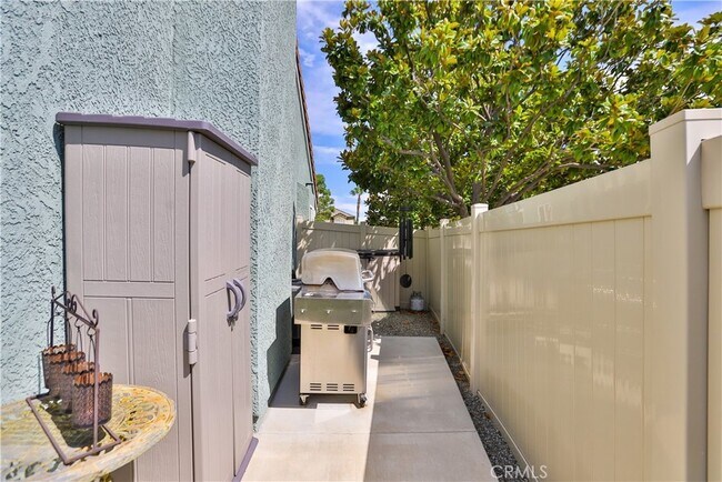 Building Photo - 7360 Cascade Ct