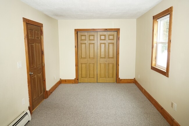 Building Photo - 61 Plain St