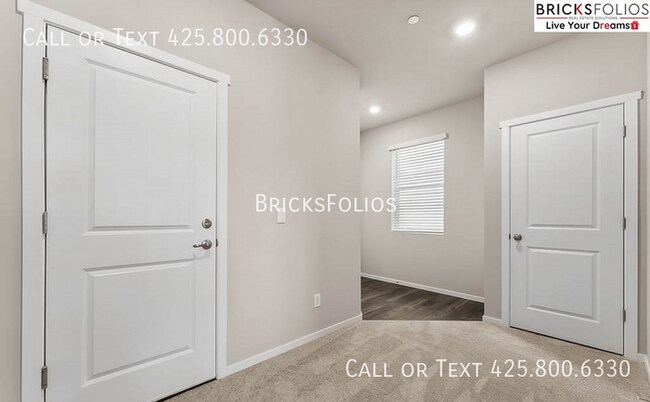 Building Photo - Soothing Retreat in Stunning Bremerton