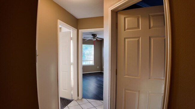 Building Photo - 2919 Foxden Dr