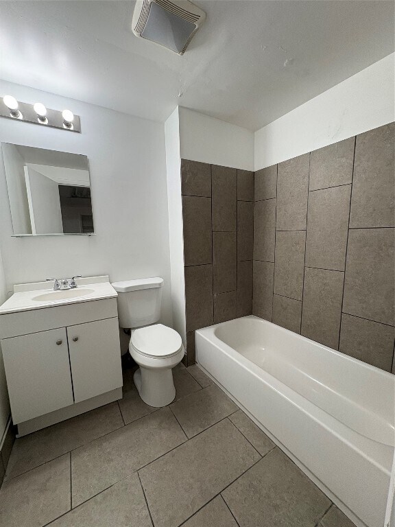 Building Photo - 38 Carroll St