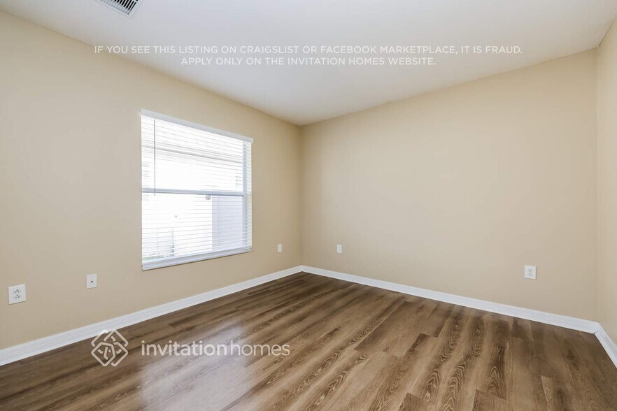 Building Photo - 7128 Royal George Ct