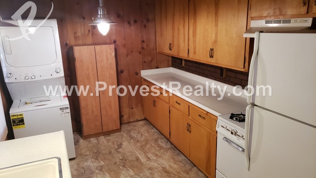 Building Photo - 2 Bed, 1 Bath Wrightwood Home!!!