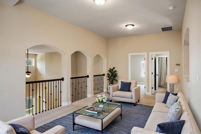 Building Photo - 5809 Viejo Dr