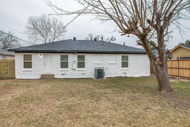 Building Photo - 1815 Yucca Dr