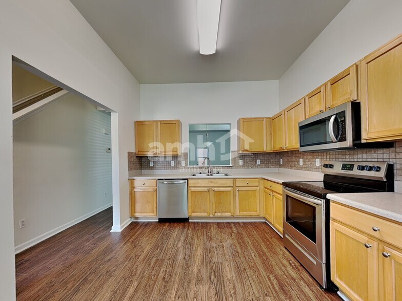 Building Photo - 3672 Watkins Ridge Ct