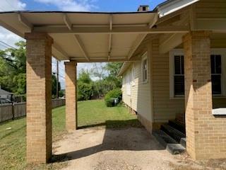 Building Photo - 4410 The Cedars Ave