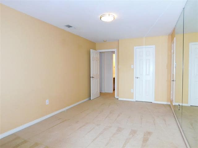 Building Photo - 1040 Village Pkwy