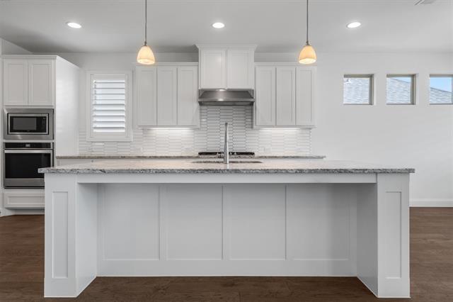 Building Photo - 4151 Silver Spur Dr