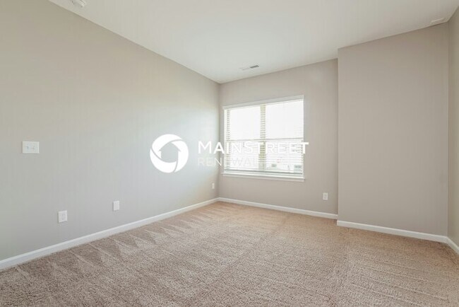 Building Photo - 3 Bedroom Pet-Friendly Home in Youngsville...