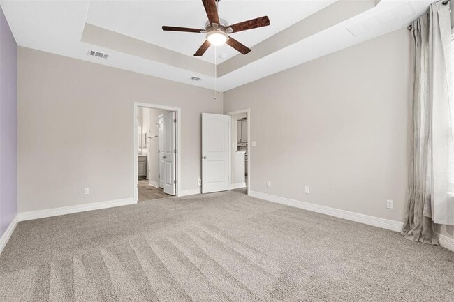 Building Photo - 385 Bonnet Blvd