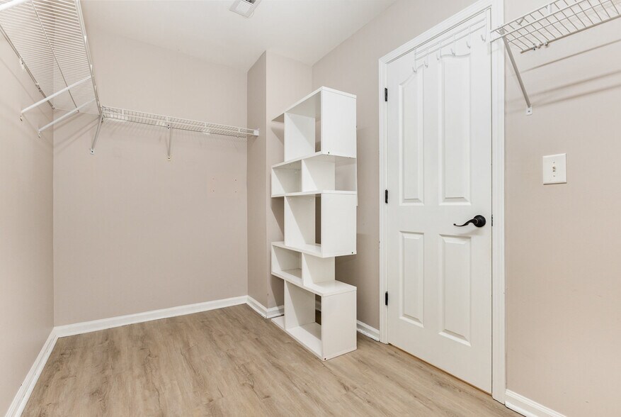 Building Photo - 14014 Pinyon Pine Ln