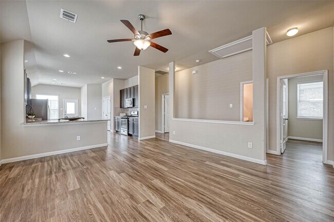 Building Photo - 24927 Scarlatti Cantata Dr