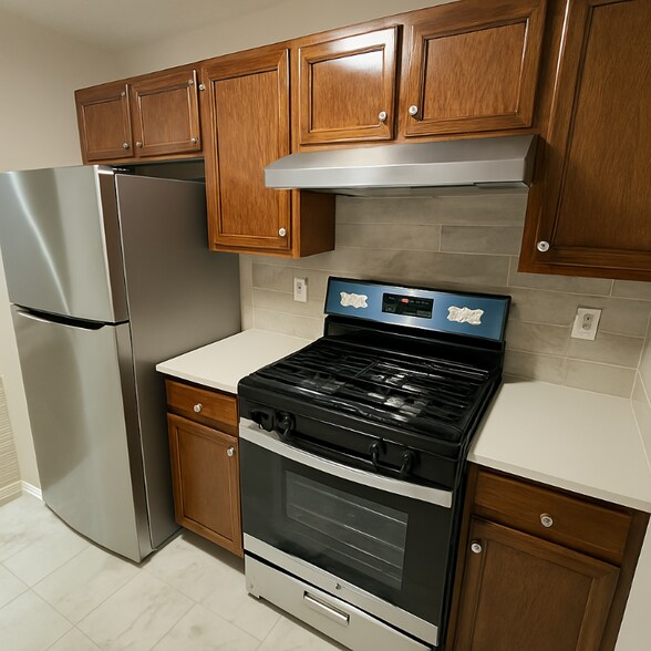 Building Photo - 62 S Orange Ave