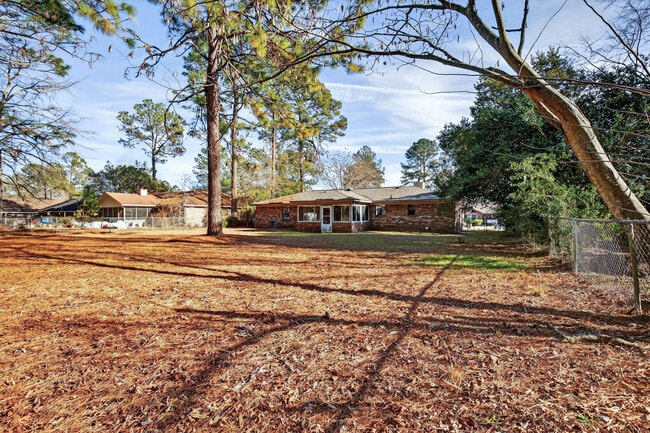 Building Photo - 314 Nottingham Way