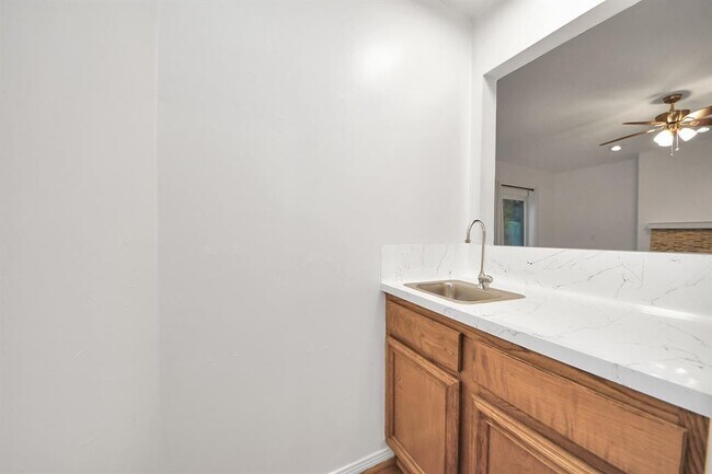 Building Photo - 8502 Fawn Terrace Dr