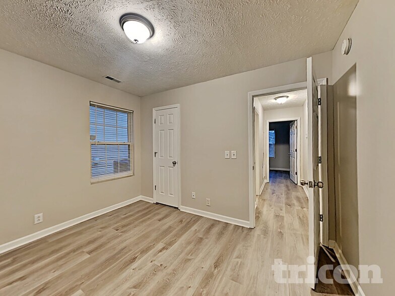 Building Photo - 2829 Elijah Dr