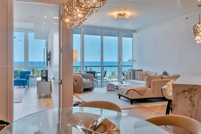 Building Photo - 100 South Pointe Dr