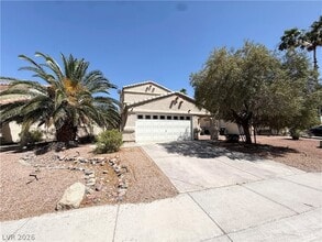 Building Photo - 2066 Waverly Cir