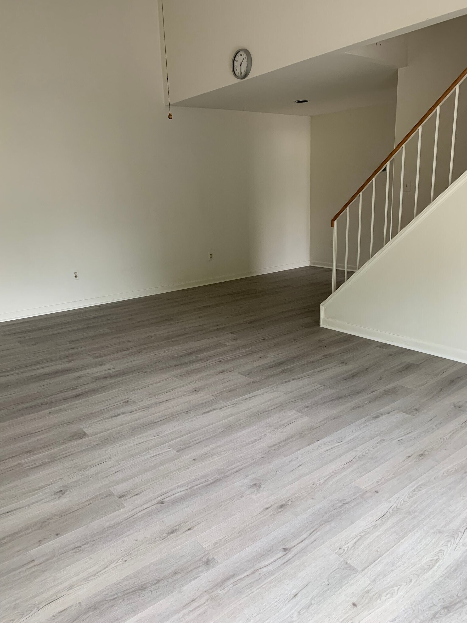 Building Photo - 18257 Rolling Meadow Way