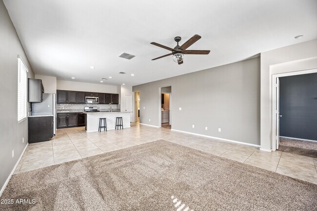 Building Photo - 31027 W Mulberry Dr