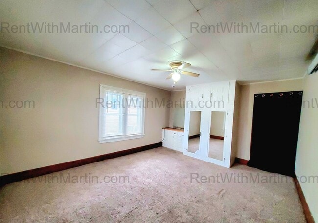 Building Photo - 808-810 W 2nd St