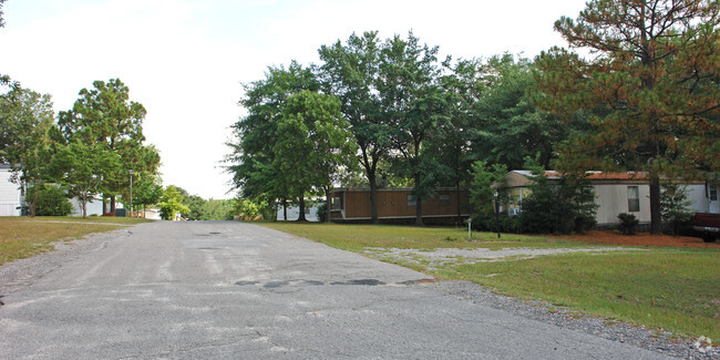 Primary Photo - 142 Industrial Dr