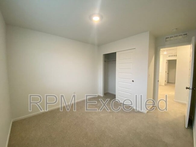 Building Photo - 14539 203rd Ave E