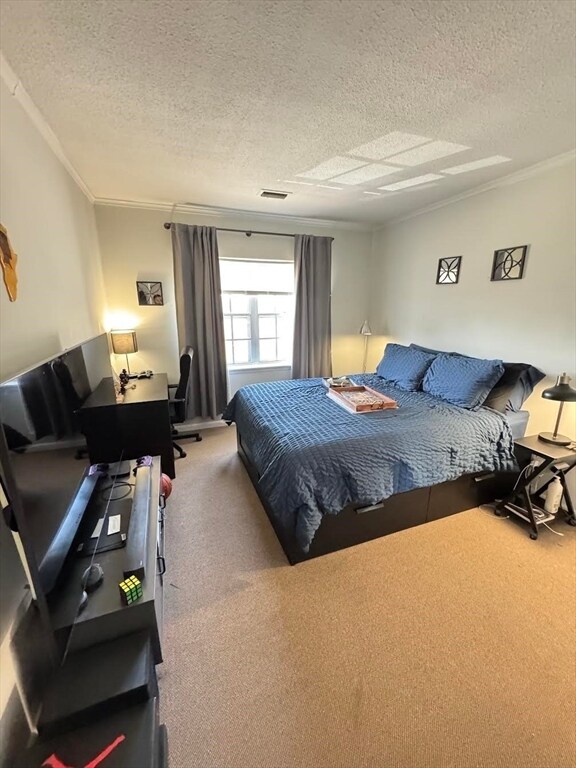 Building Photo - 153 Lake Shore Rd