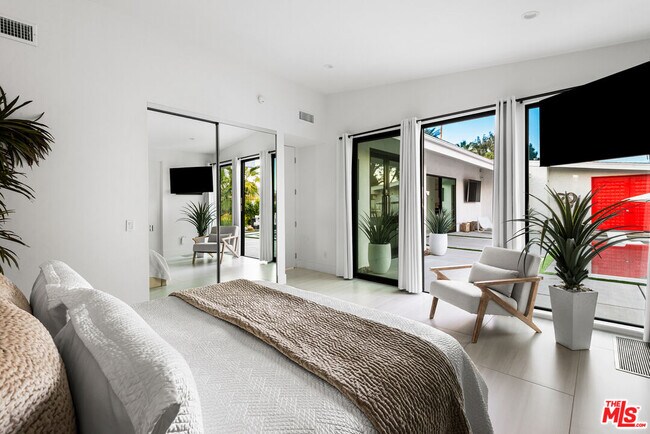 Building Photo - 49723 Ave Montero