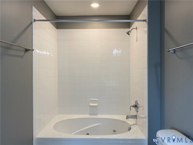 Building Photo - 2525 Perch Ln