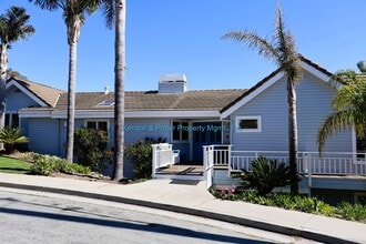 Building Photo - Furnished Yacht Harbor Retreat