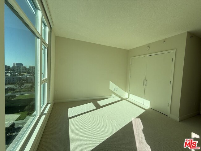 Building Photo - 3141 Michelson Dr