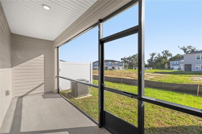 Building Photo - 3483 SE 37th Ct