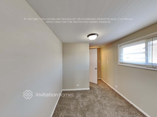 Building Photo - 1816 N 38th Ave