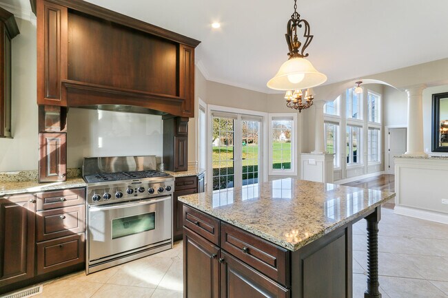 Building Photo - 1131 Turnberry Ct