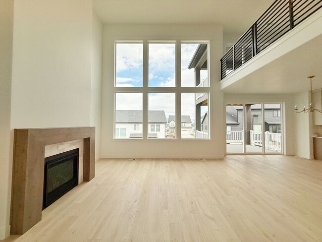 Building Photo - Beautiful 6Bd Home in Gardner Point Lehi Community!