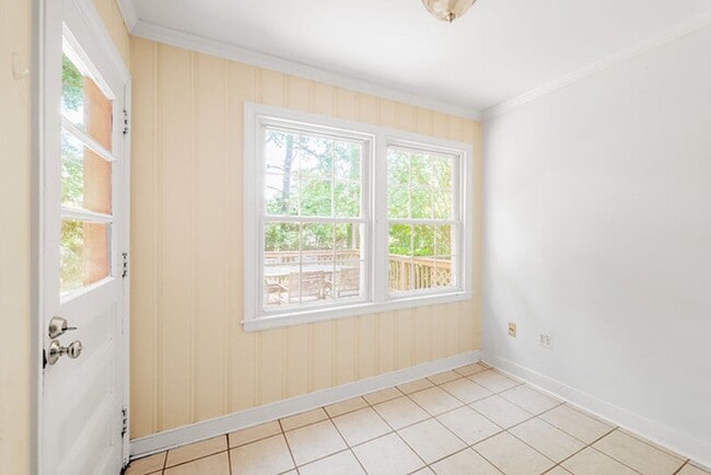 Building Photo - Great Home in the Near West End for Rent