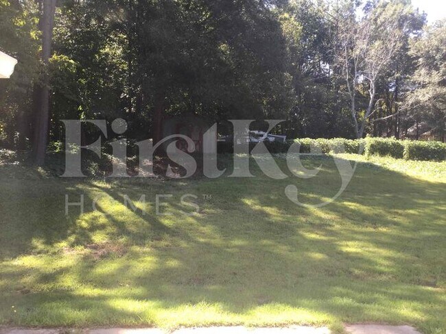 Building Photo - 280 Lazy Hollow Ln