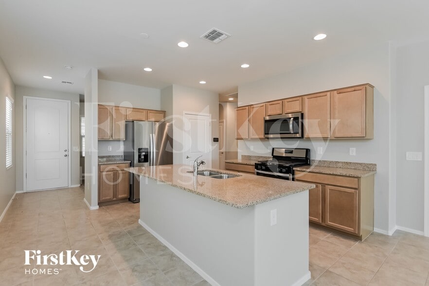 Building Photo - 6782 E Via Rancho Rosario