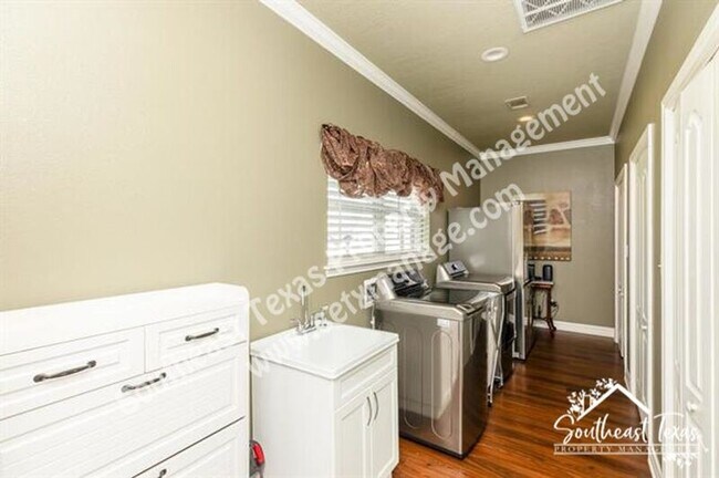 Building Photo - 11320 Cathryn Ln