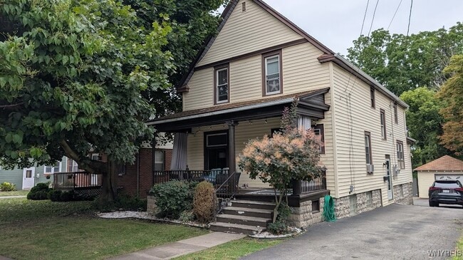 Primary Photo - 166 Glen Ave